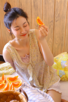 女人的毛边大饺子